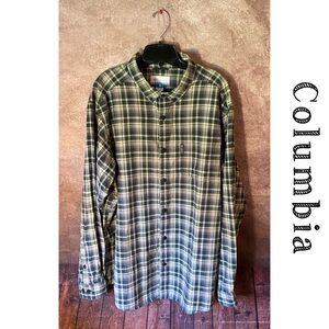 Columbia Lightweight Flannel Green Beige Plum Plaid LS Button Down Size XL-EUC